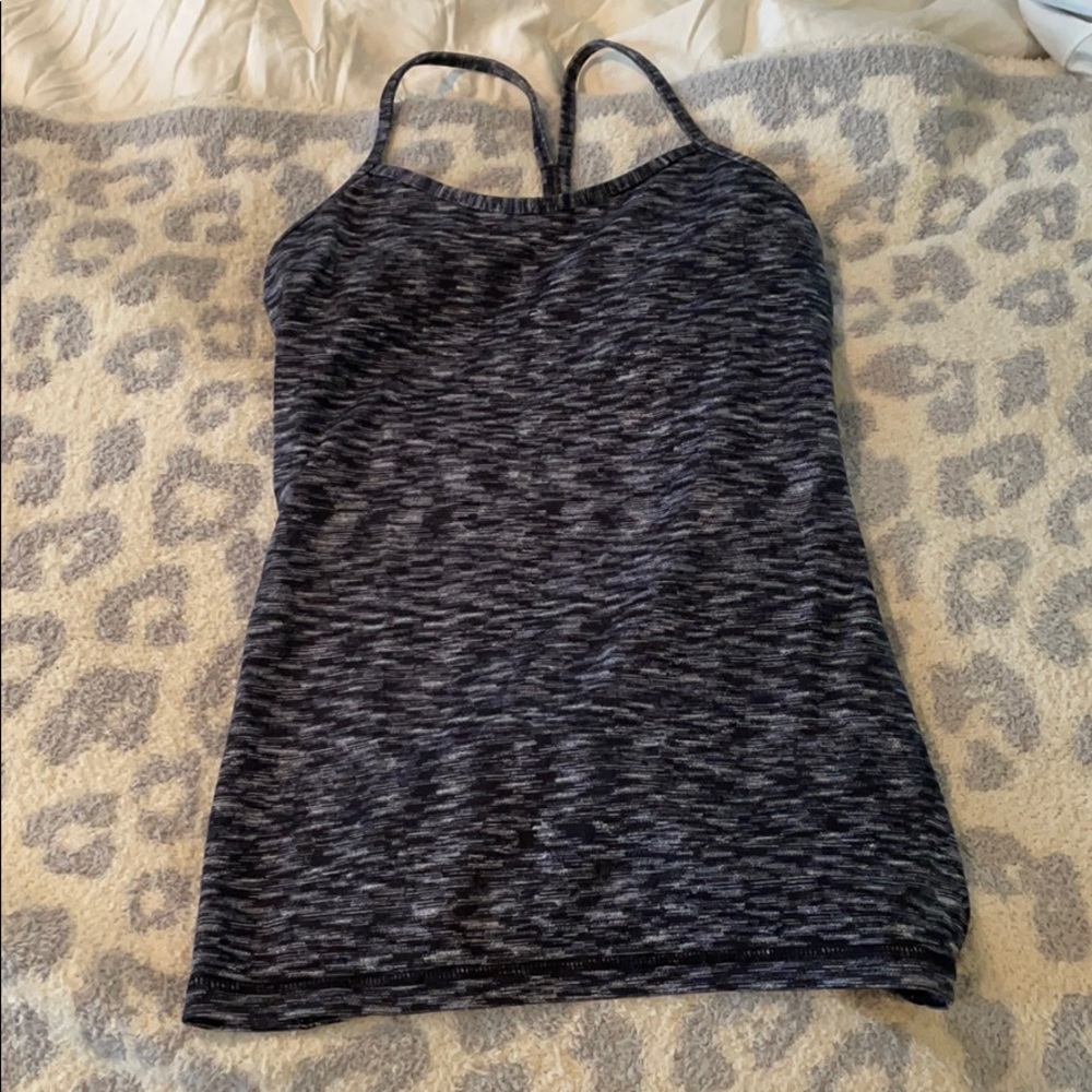 Lululemon tank w/ built in bra